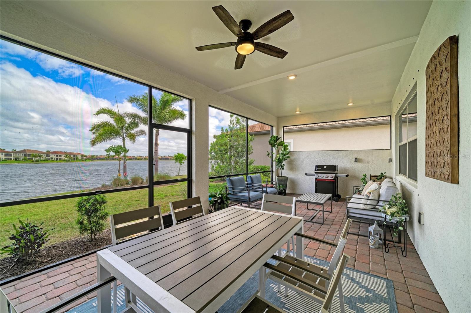 TOSCANA ISLES - Residential