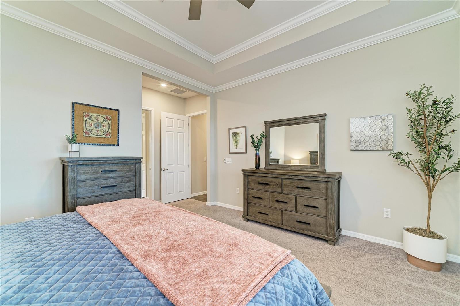 TOSCANA ISLES - Residential