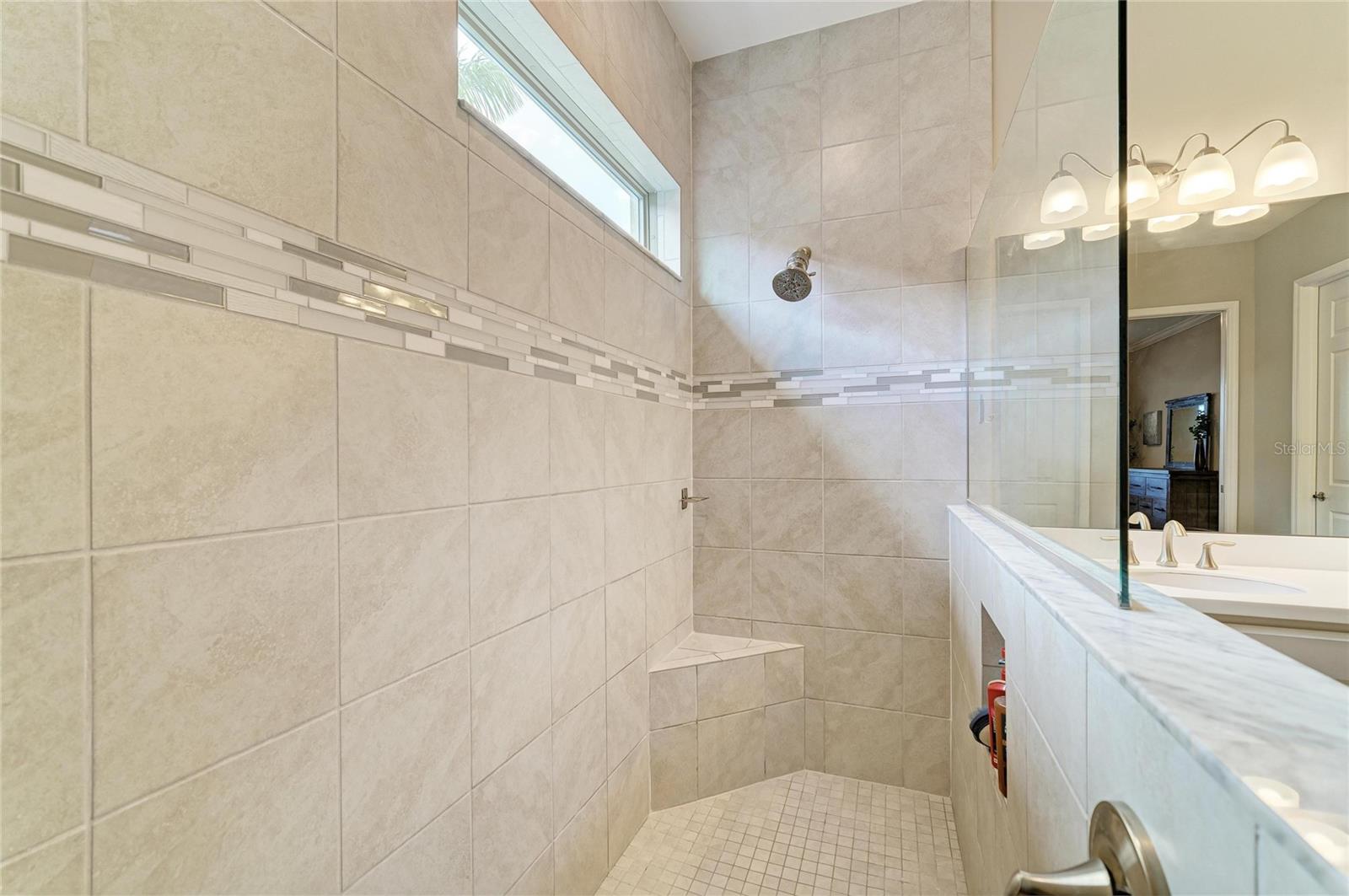 TOSCANA ISLES - Residential