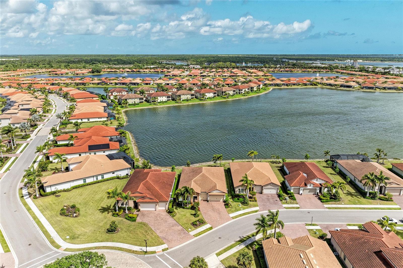 TOSCANA ISLES - Residential