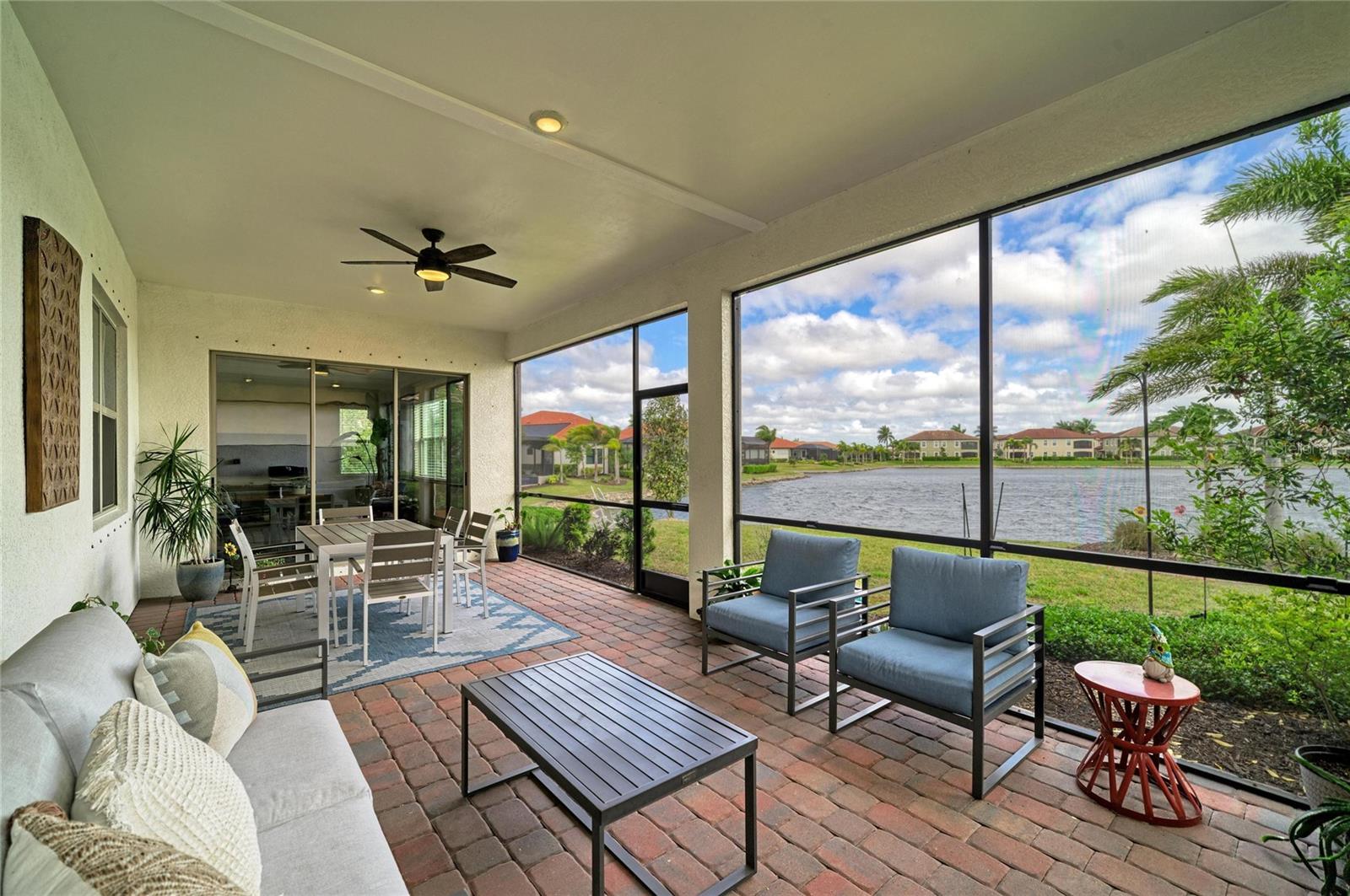 TOSCANA ISLES - Residential