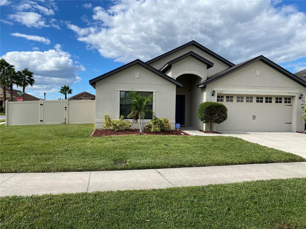Photo of 5562 Superior Drive, Lakeland, FL 33805 (MLS # R4911086)