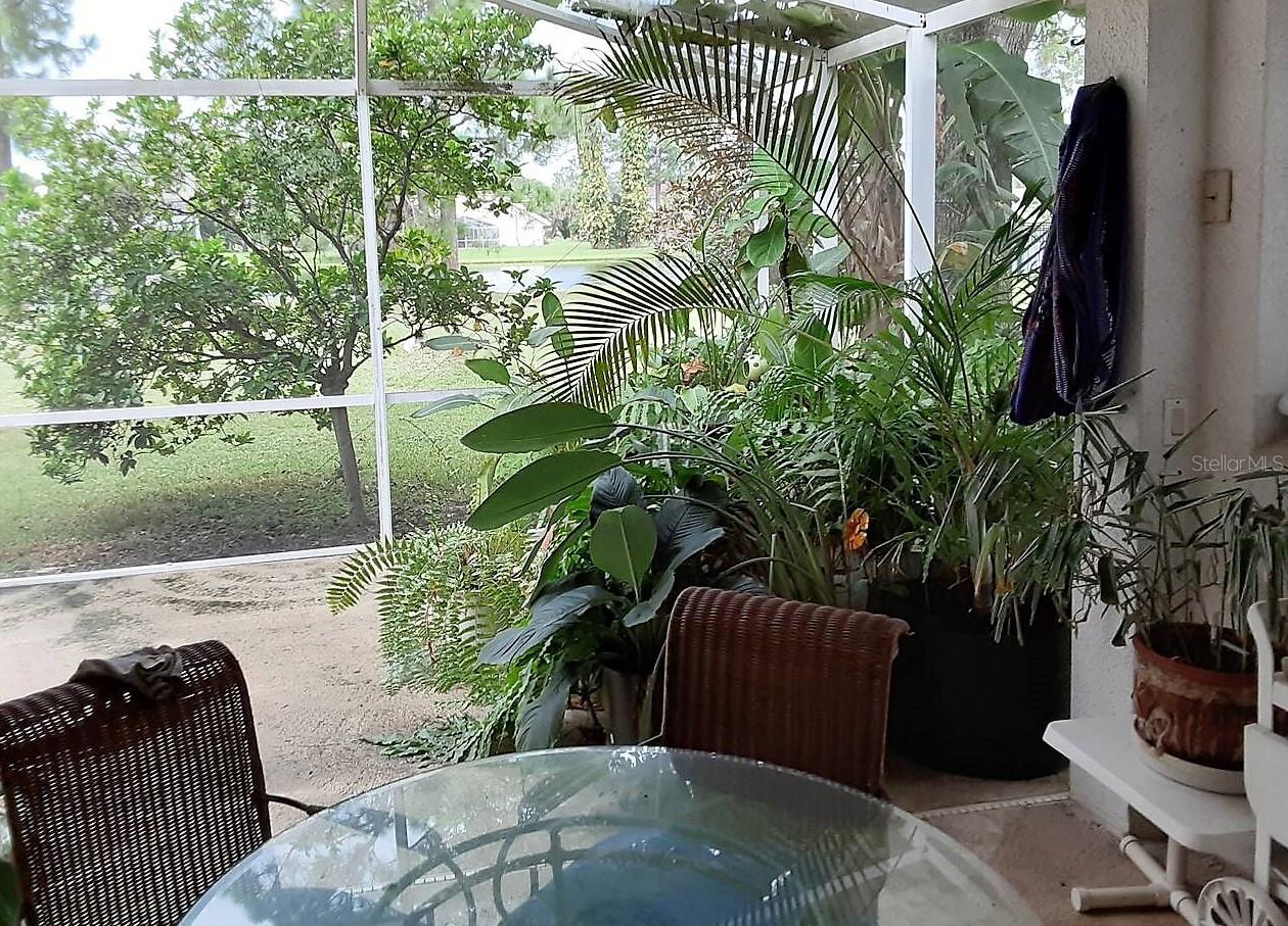 CARRIAGE GATE SUB - Residential Lease