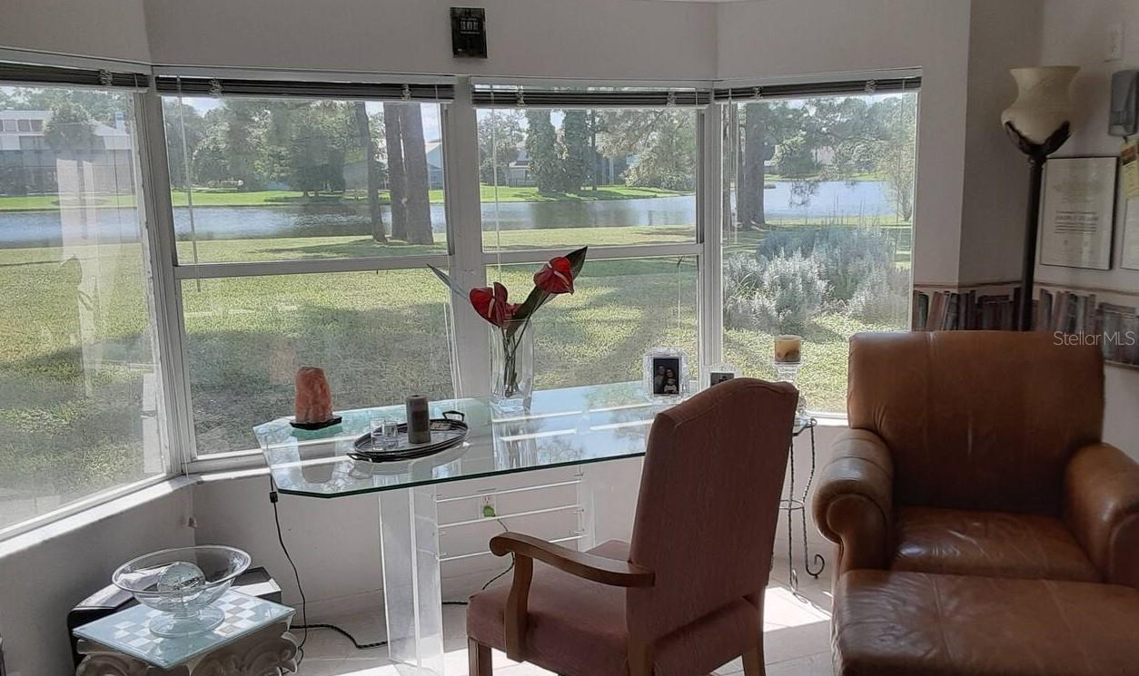 CARRIAGE GATE SUB - Residential Lease