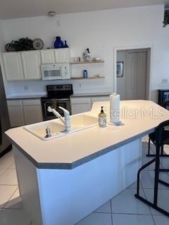 CARRIAGE GATE SUB - Residential Lease