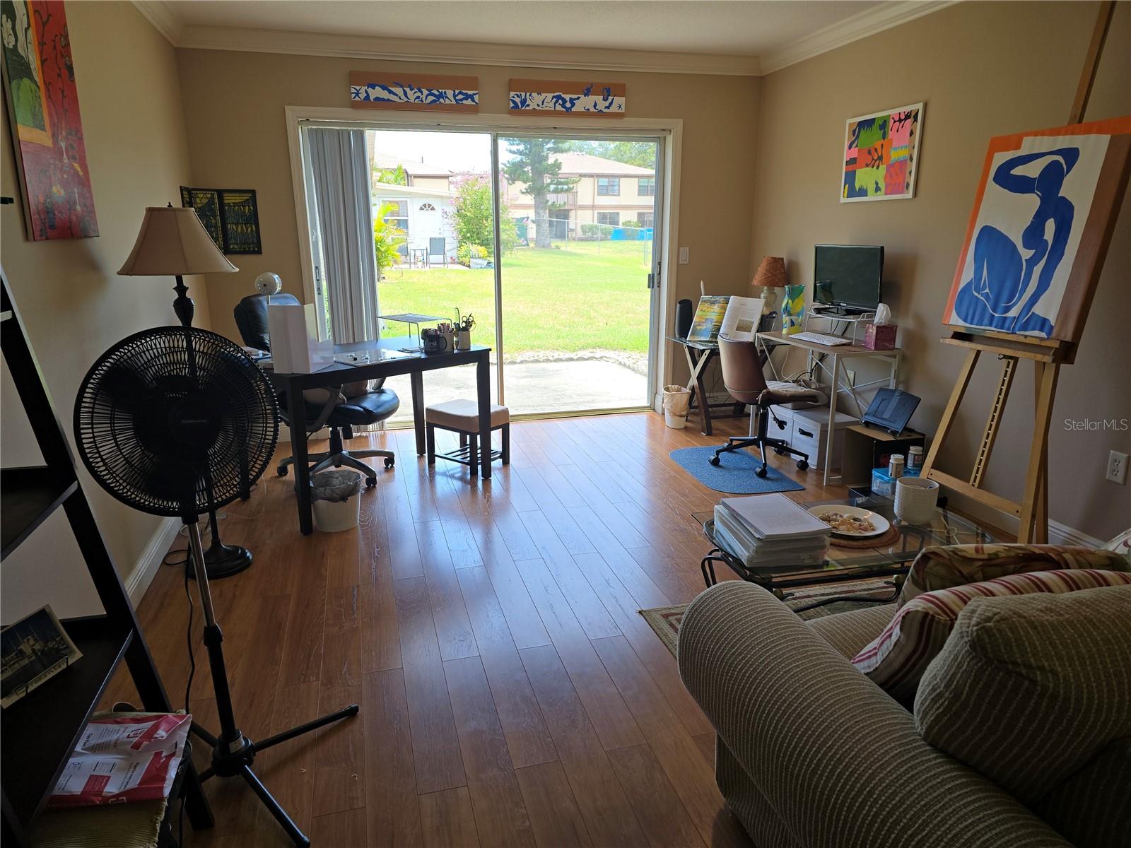 5064 LIVE OAK CIR 5064