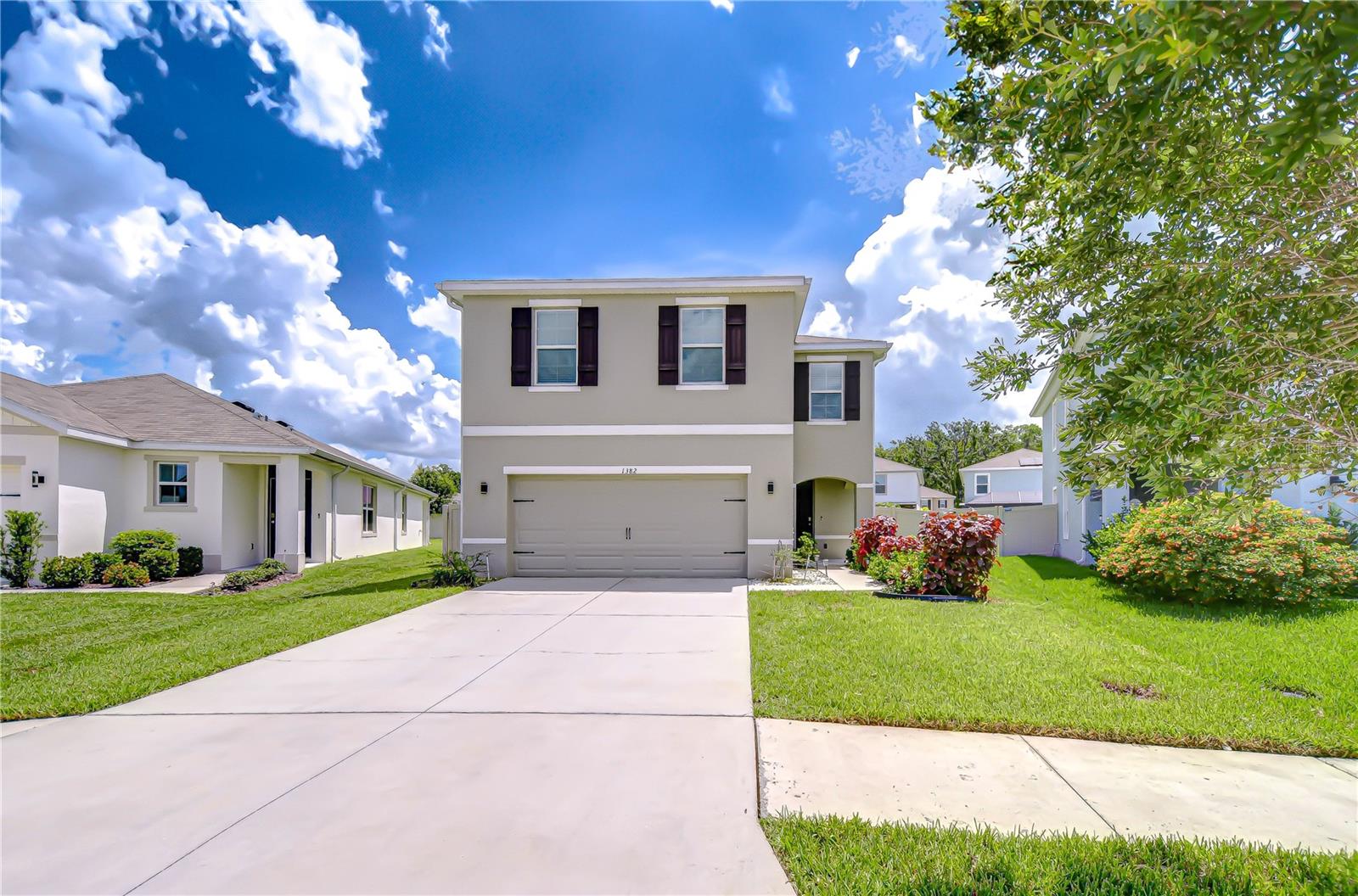 One or more photo(s) has been virtually staged. Welcome to this beautifully maintained 4-bedroom, 2.5-bathroom home nestled in the highly sought-after Union Park community of Wesley Chapel, Offering comfort, space, and convenience. Enjoy an open-concept layout with a bright living area, modern kitchen, and private master suite. The home also features a 2-car garage and a fully fenced backyard, perfect for relaxing or entertaining.
Union Park offers resort-style amenities including a pool, fitness center, trails, playgrounds, dog parks, trails, and high-speed internet/cable tv included with HOA. Prime location near Wiregrass Mall, top-rated schools, restaurants, and I-75. Schedule your showing today!