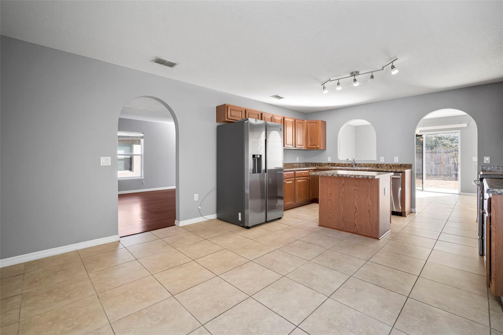 VENETIAN AT BAY PARK - Residential