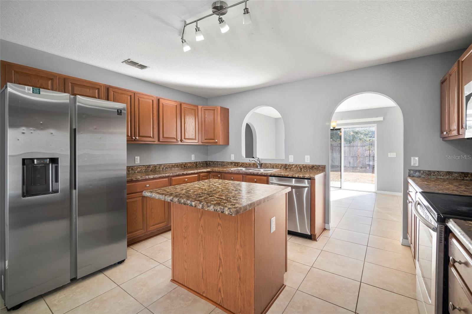 VENETIAN AT BAY PARK - Residential