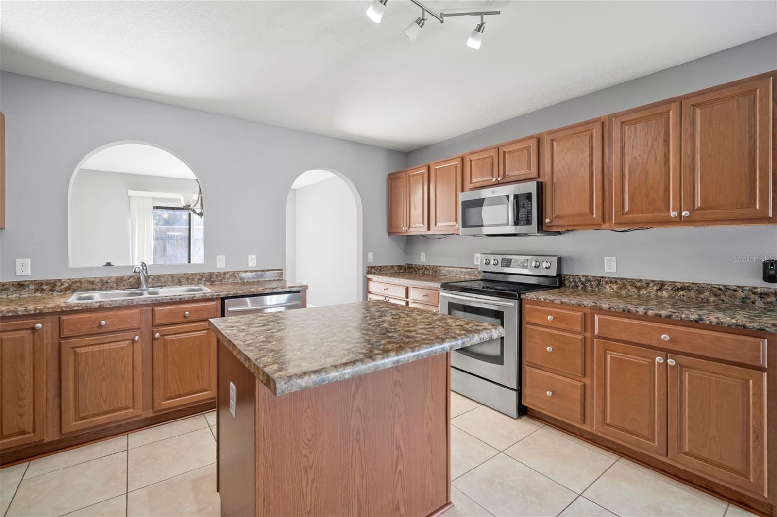 VENETIAN AT BAY PARK - Residential