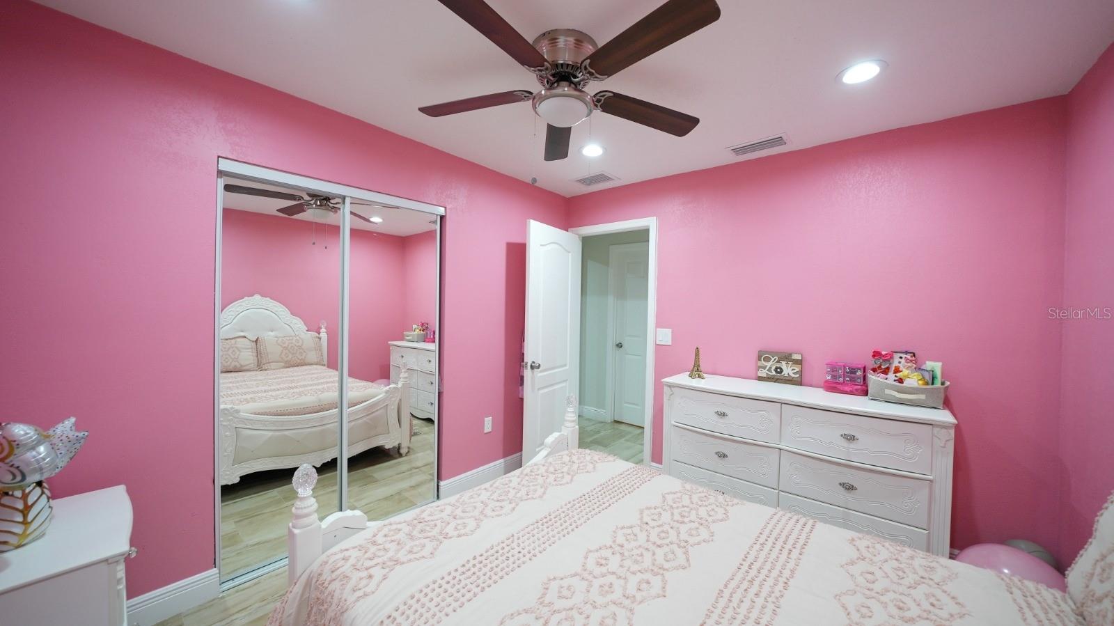 EDGEWOOD - Residential Lease