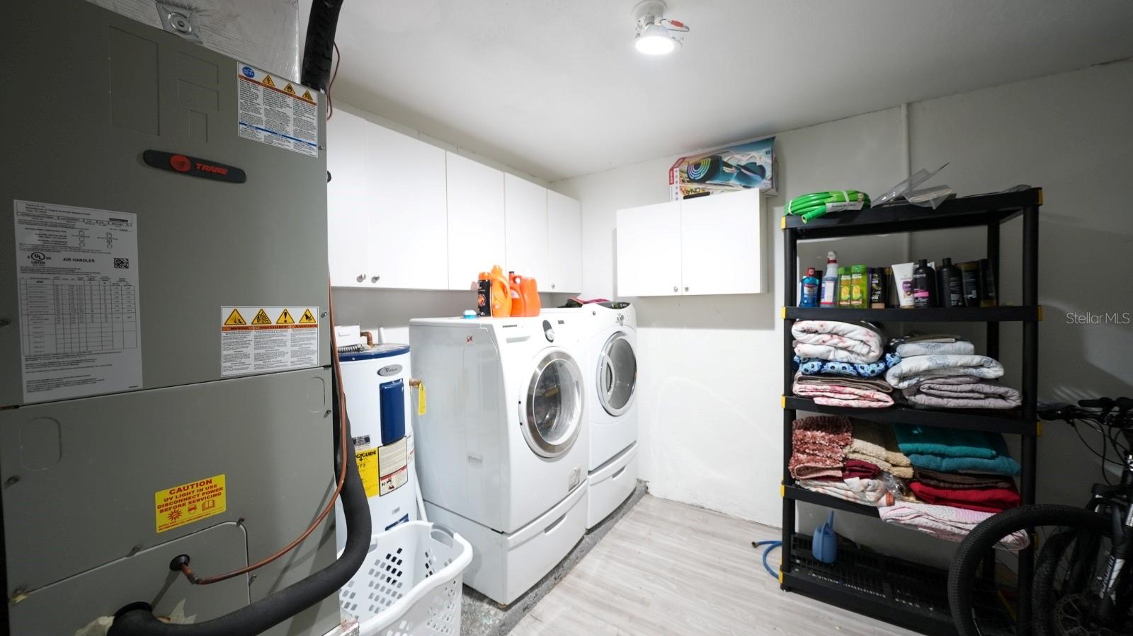 EDGEWOOD - Residential Lease