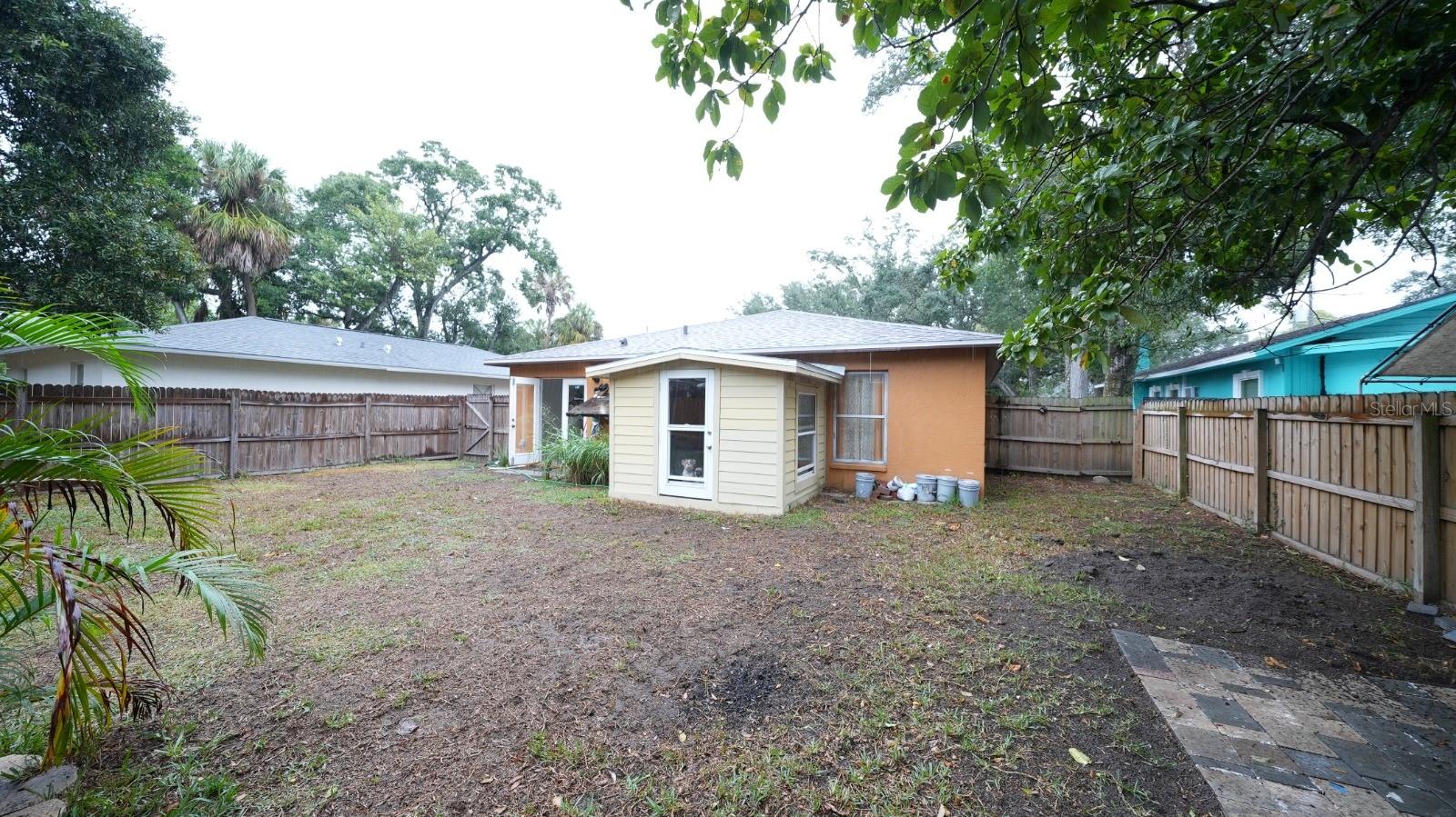 EDGEWOOD - Residential Lease