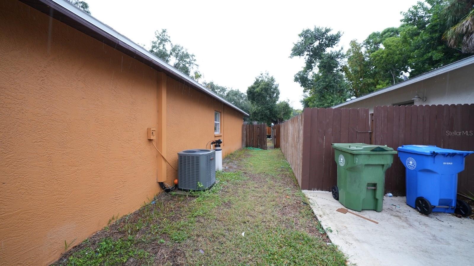 EDGEWOOD - Residential Lease