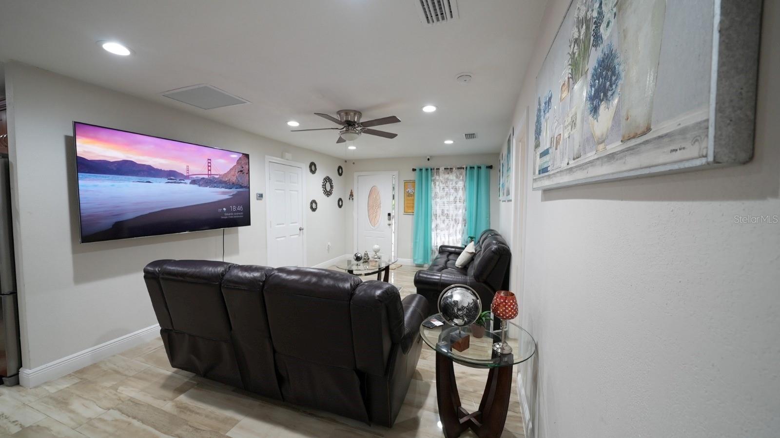 EDGEWOOD - Residential Lease