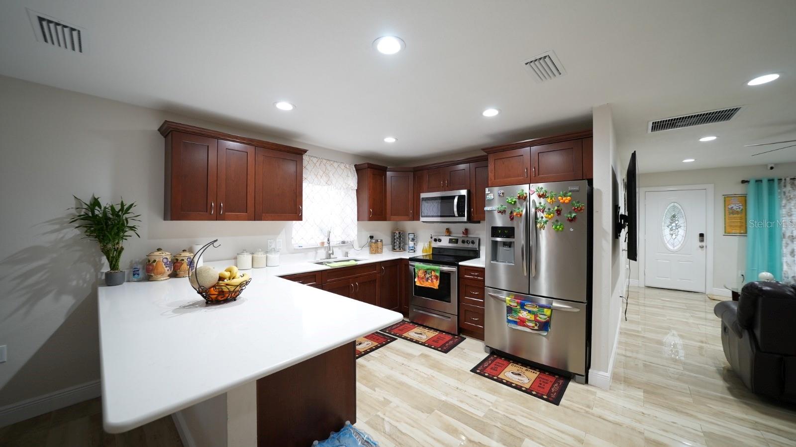 EDGEWOOD - Residential Lease