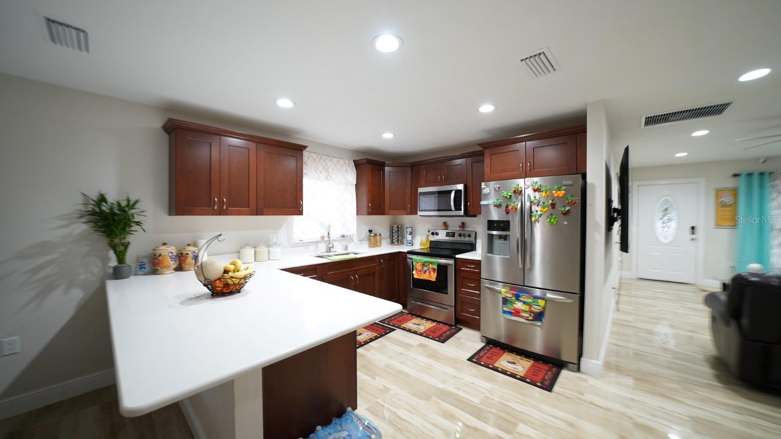 EDGEWOOD - Residential Lease