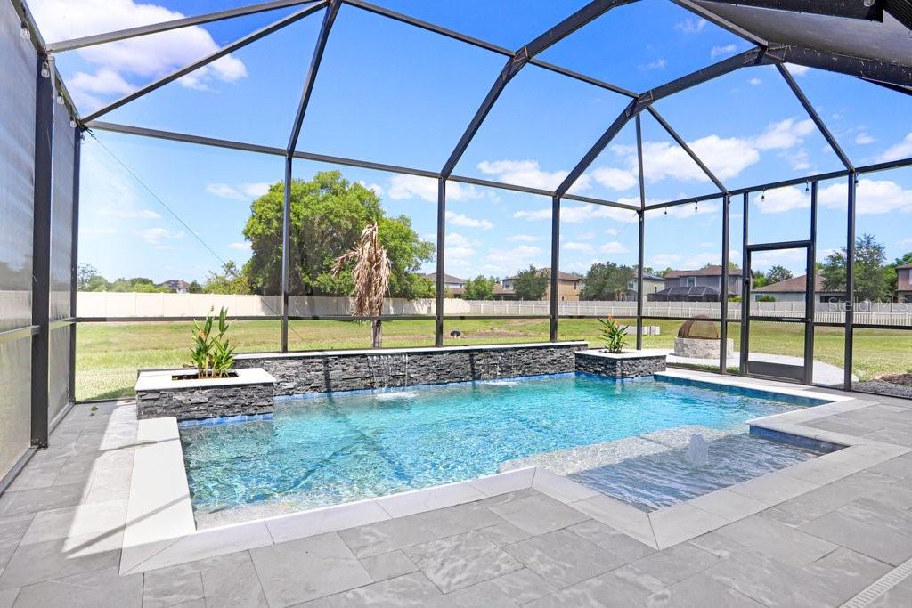 ESTUARY - Residential