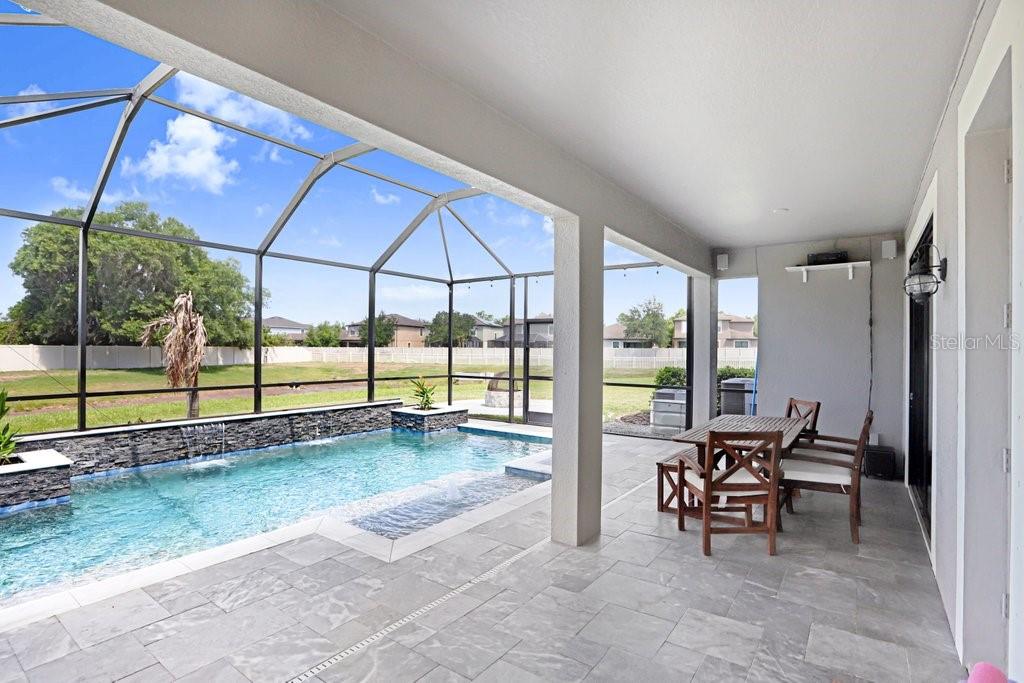 ESTUARY - Residential