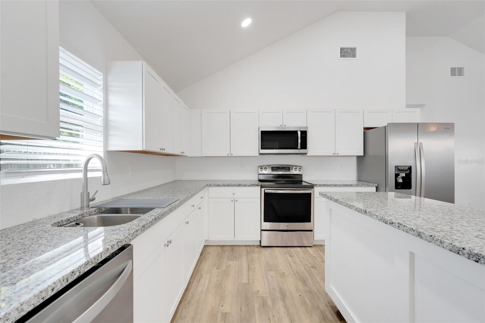 SOUTH SIDE - Residential