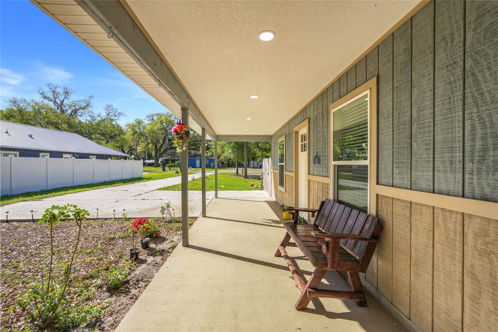 SOUTH SIDE - Residential