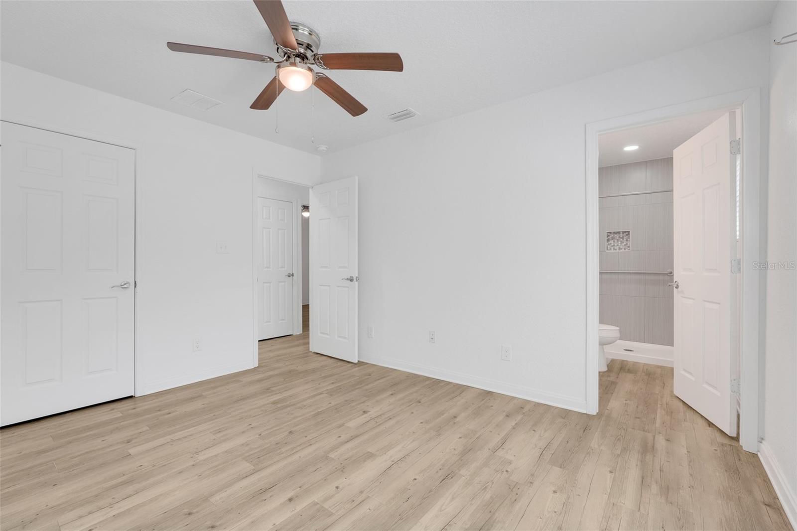 SOUTH SIDE - Residential