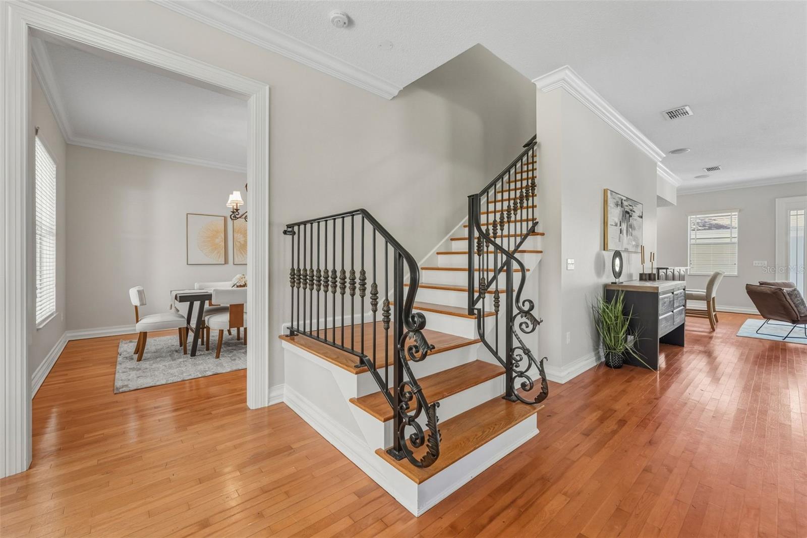 SUBURB ROYAL - Residential