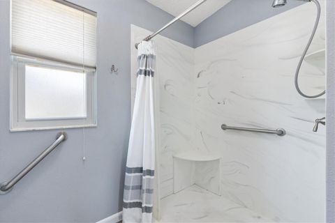 Tiny photo for 723 Heathrow Avenue, Lady Lake, FL 32159 (MLS # G5113691)