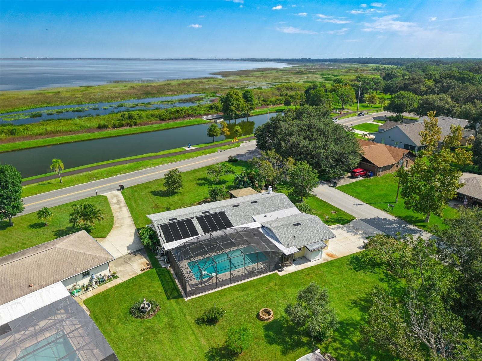 101 LAKESHORE BOULEVARD