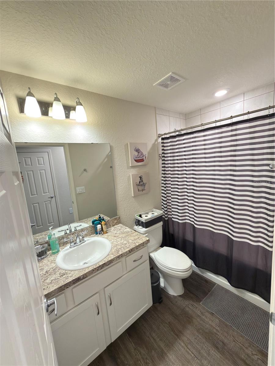 SUMMERVIEW XING - Residential