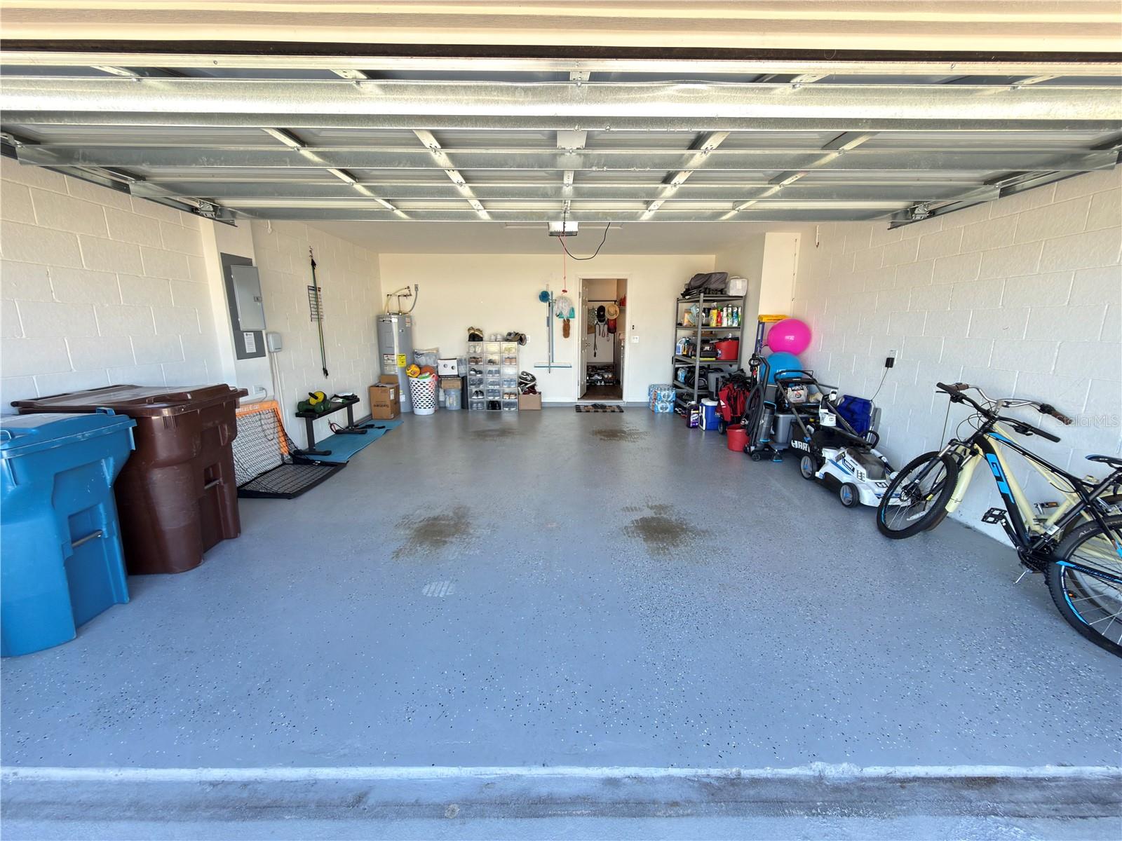 SUMMERVIEW XING - Residential