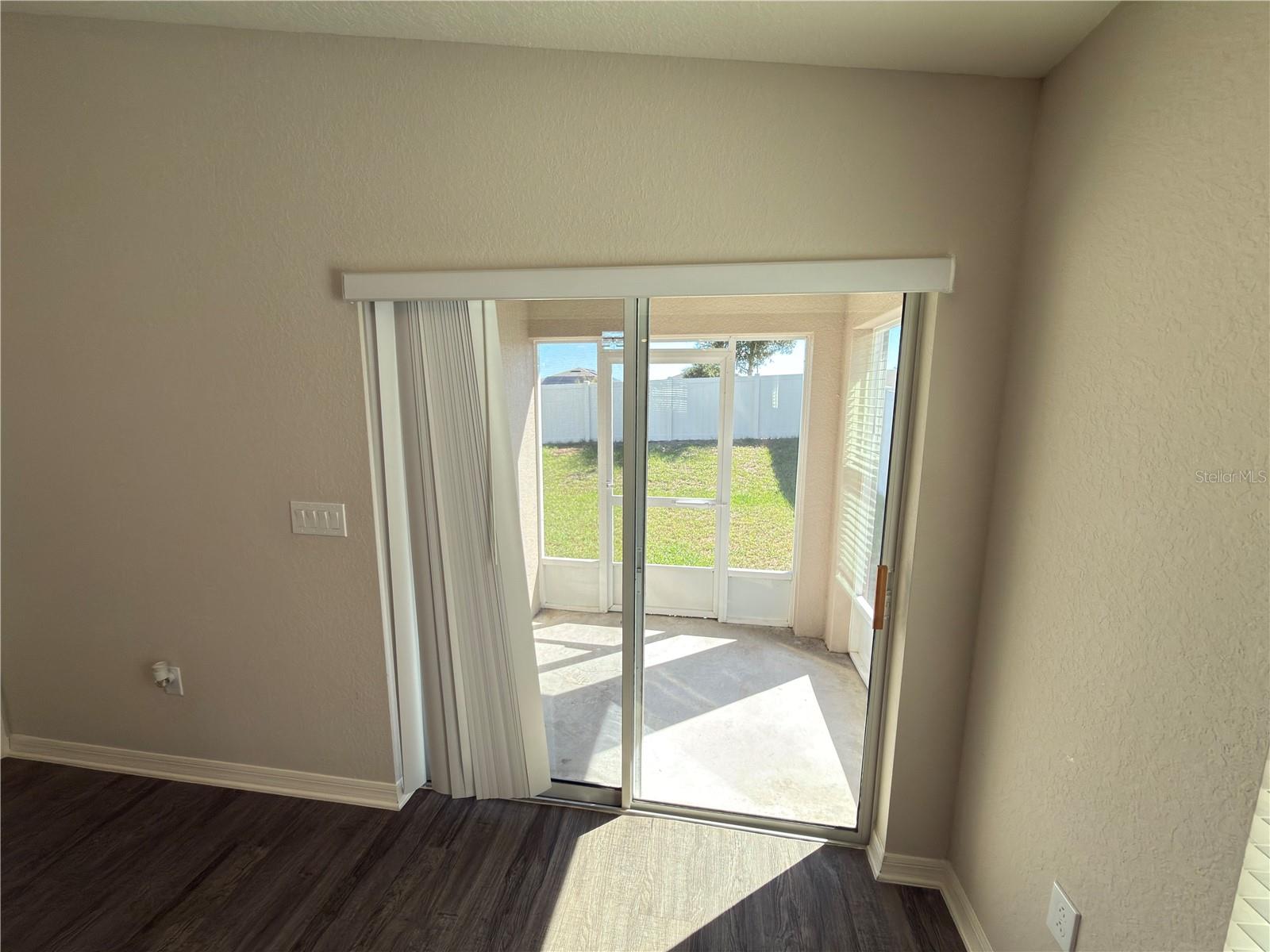 SUMMERVIEW XING - Residential