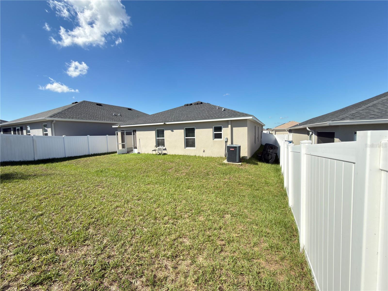 SUMMERVIEW XING - Residential