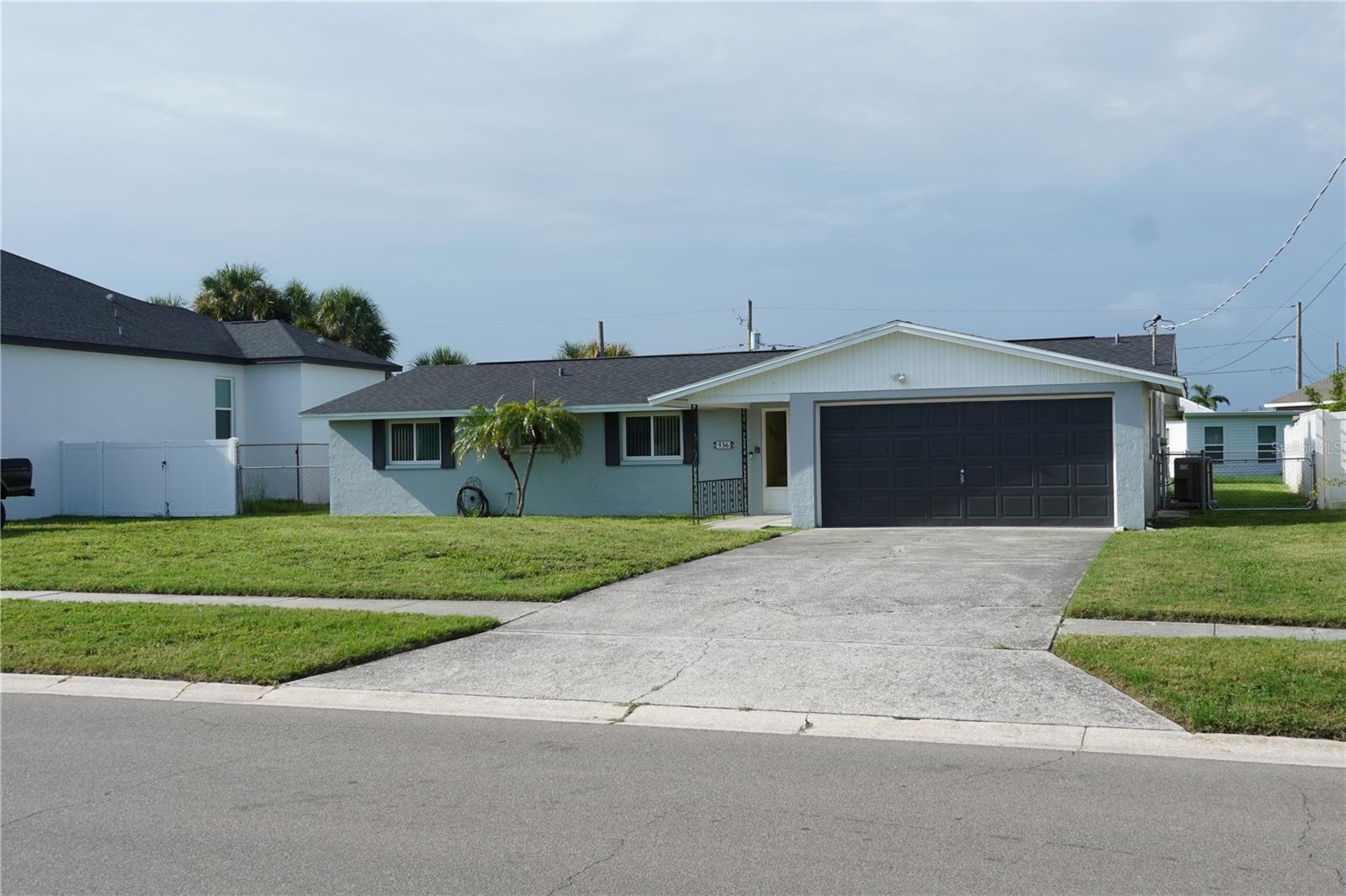 536 FLAMINGO DRIVE