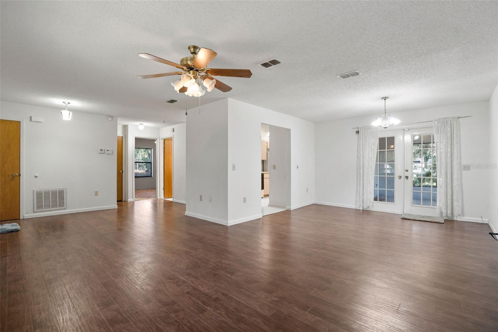 ACREAGE - Residential