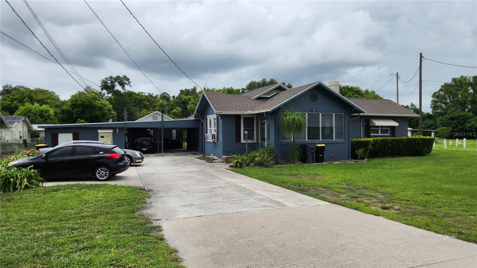 LAKEWOOD PARK - Residential Income