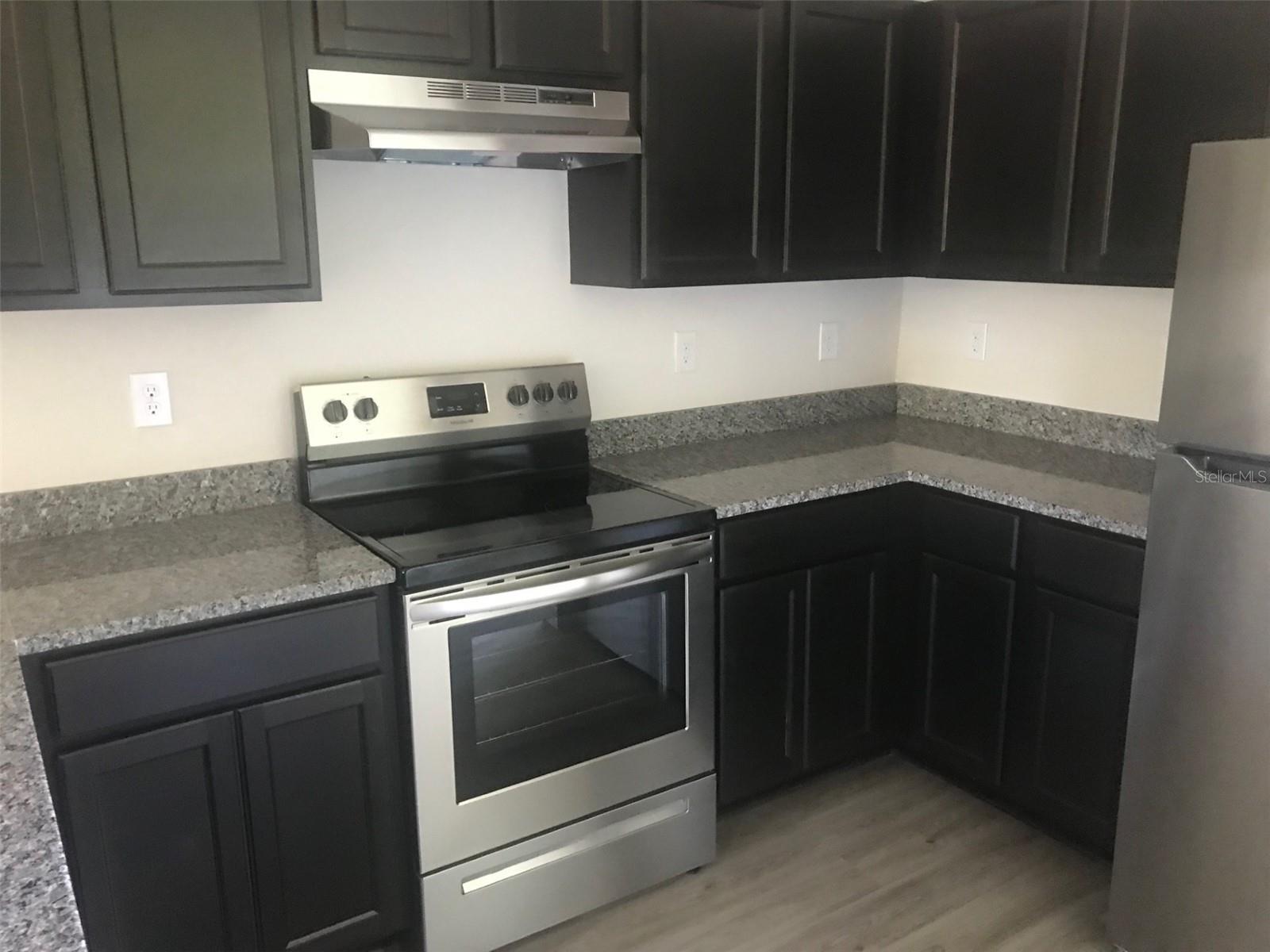 10185 & 10187 BURLINGTON AVENUE