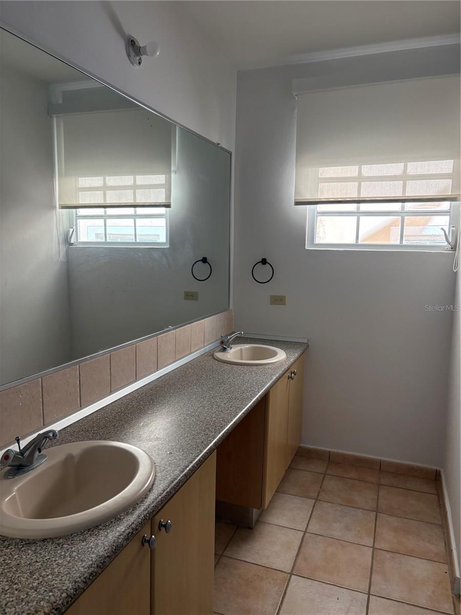 COSTA DORADA II - Residential