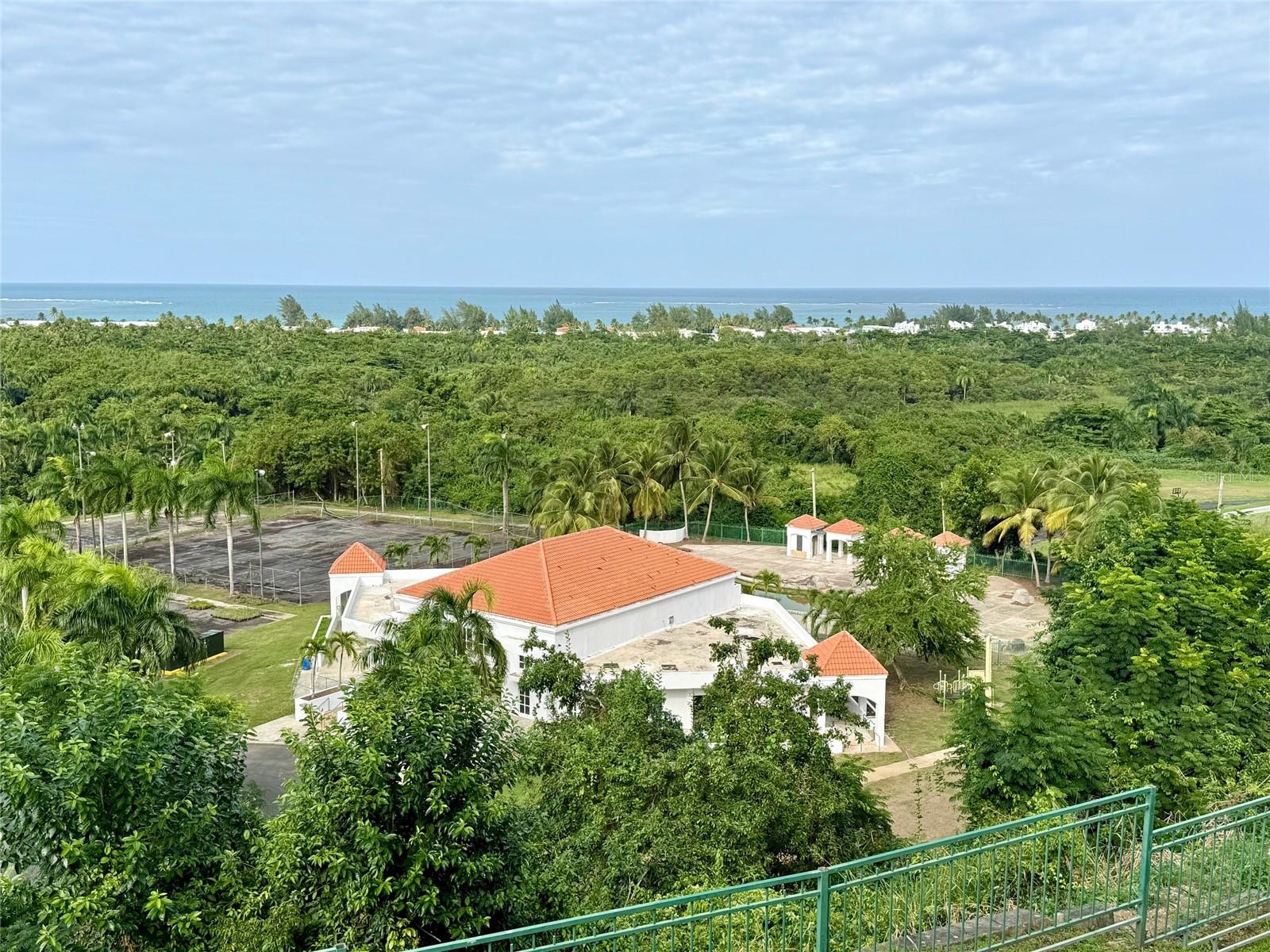 COSTA DORADA II - Residential