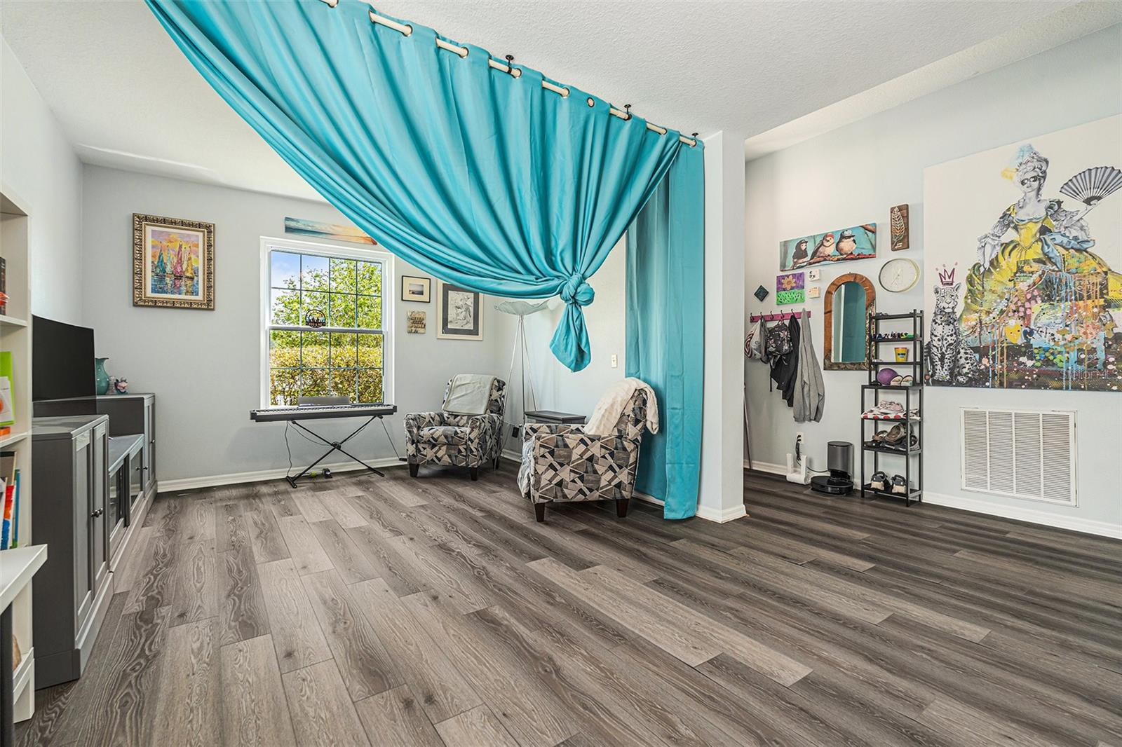 247 WINTHROP DRIVE