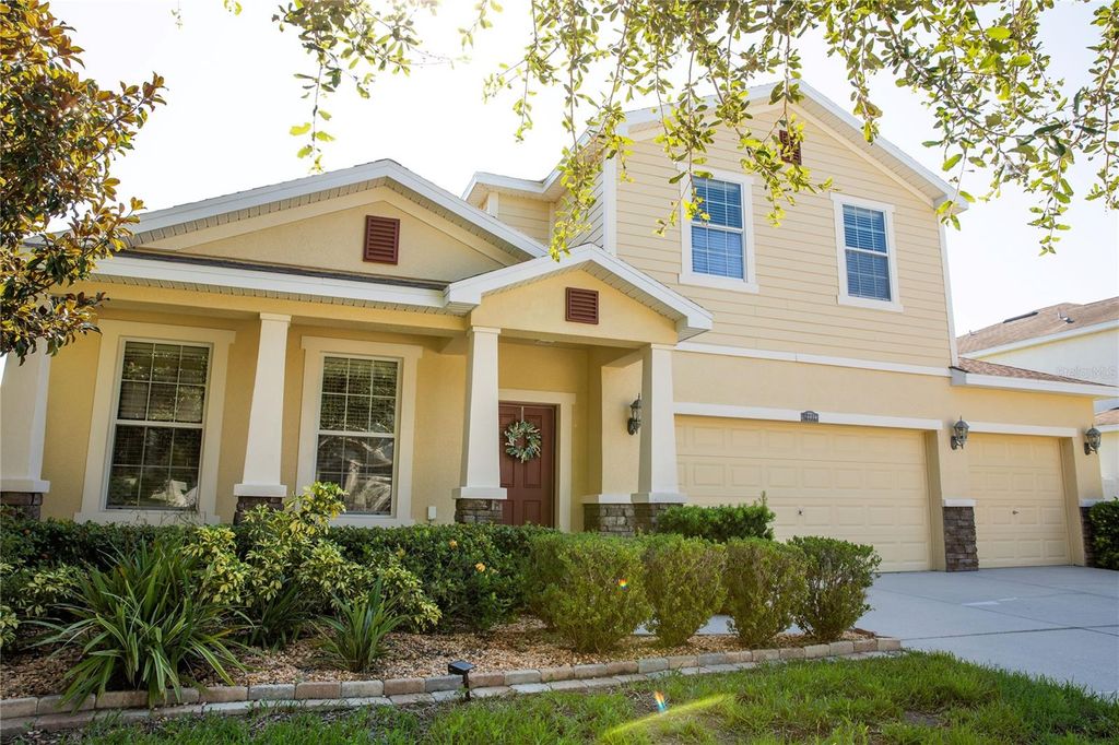 Photo of 12231 Fairlawn Drive, Riverview, FL 33579 (MLS # TB8398148)