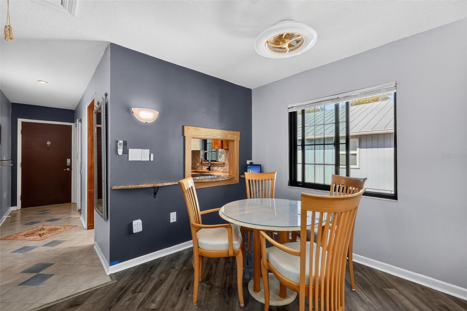 MOUNT DORA DORA ARMS CONDO - Residential