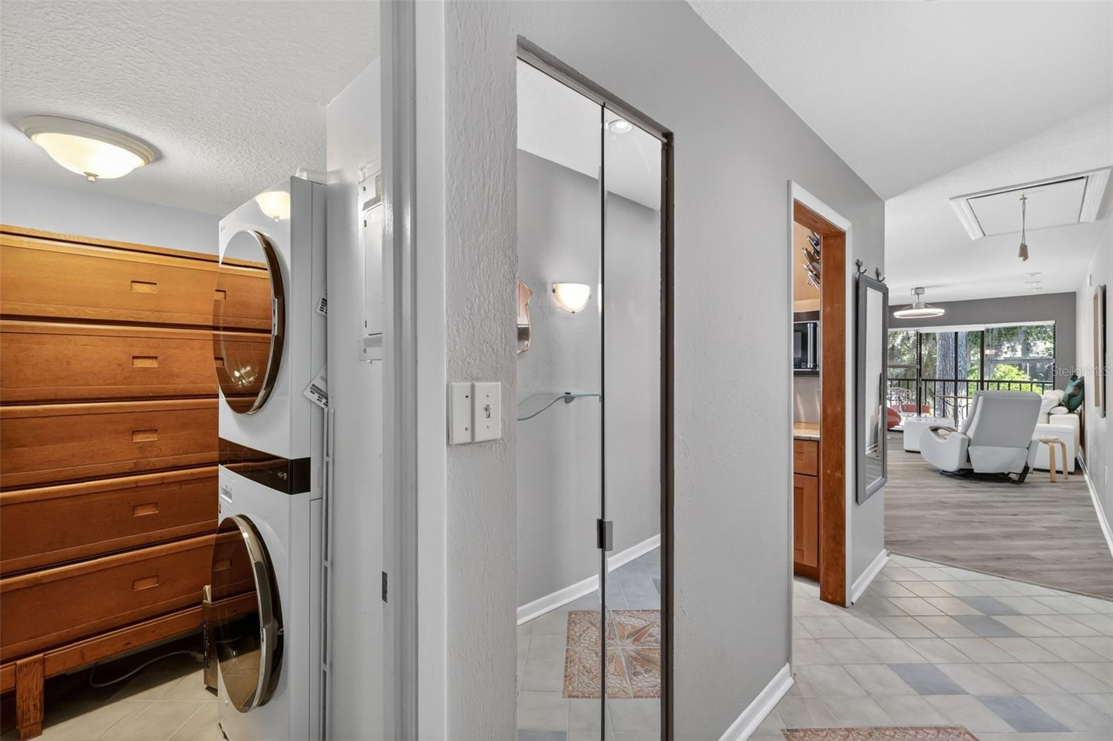 MOUNT DORA DORA ARMS CONDO - Residential