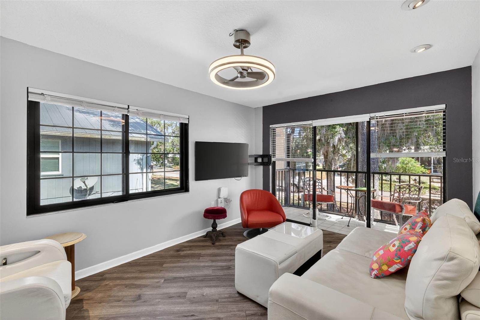 MOUNT DORA DORA ARMS CONDO - Residential