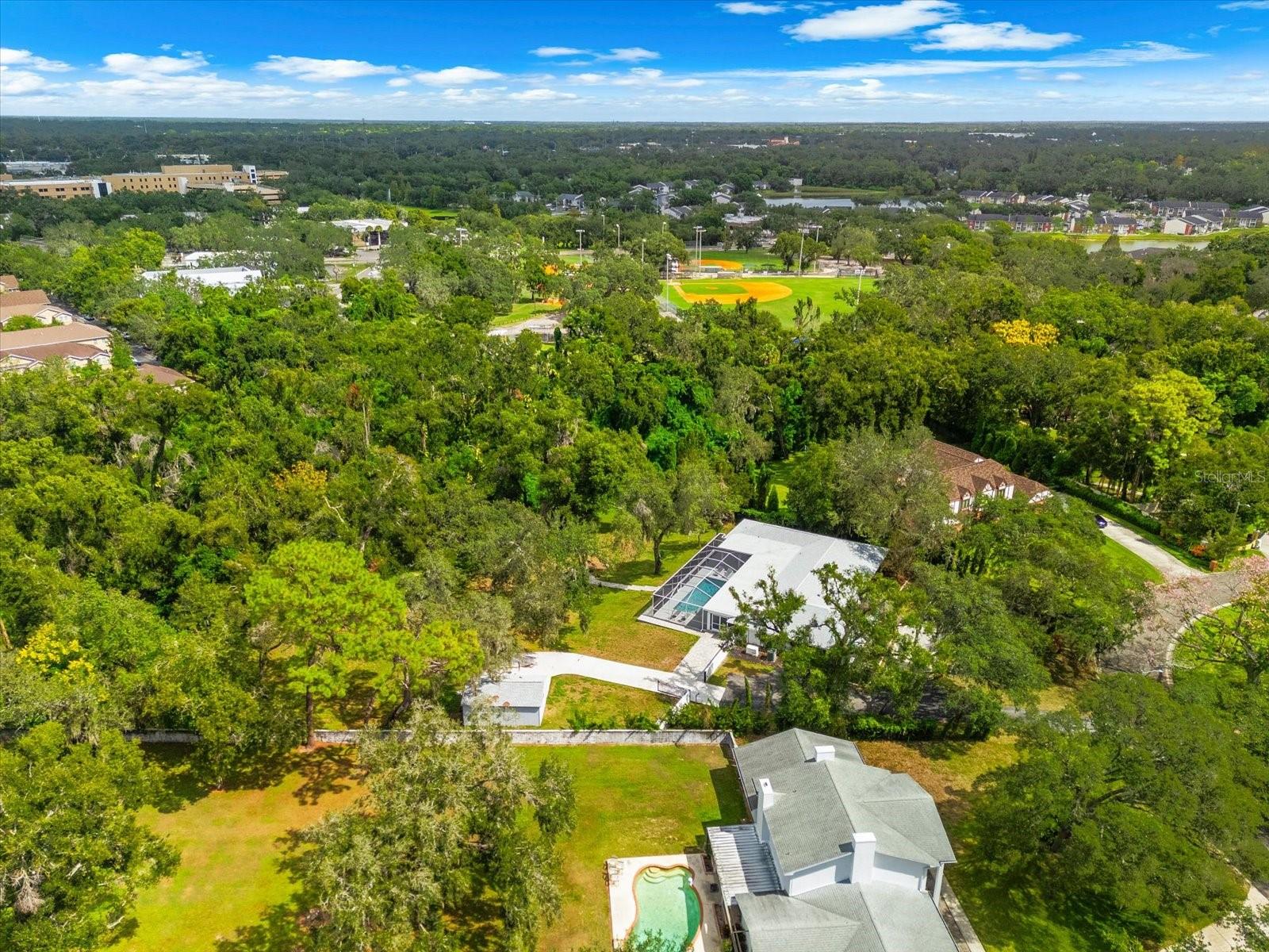 CAMBRIDGE PLACE - Residential