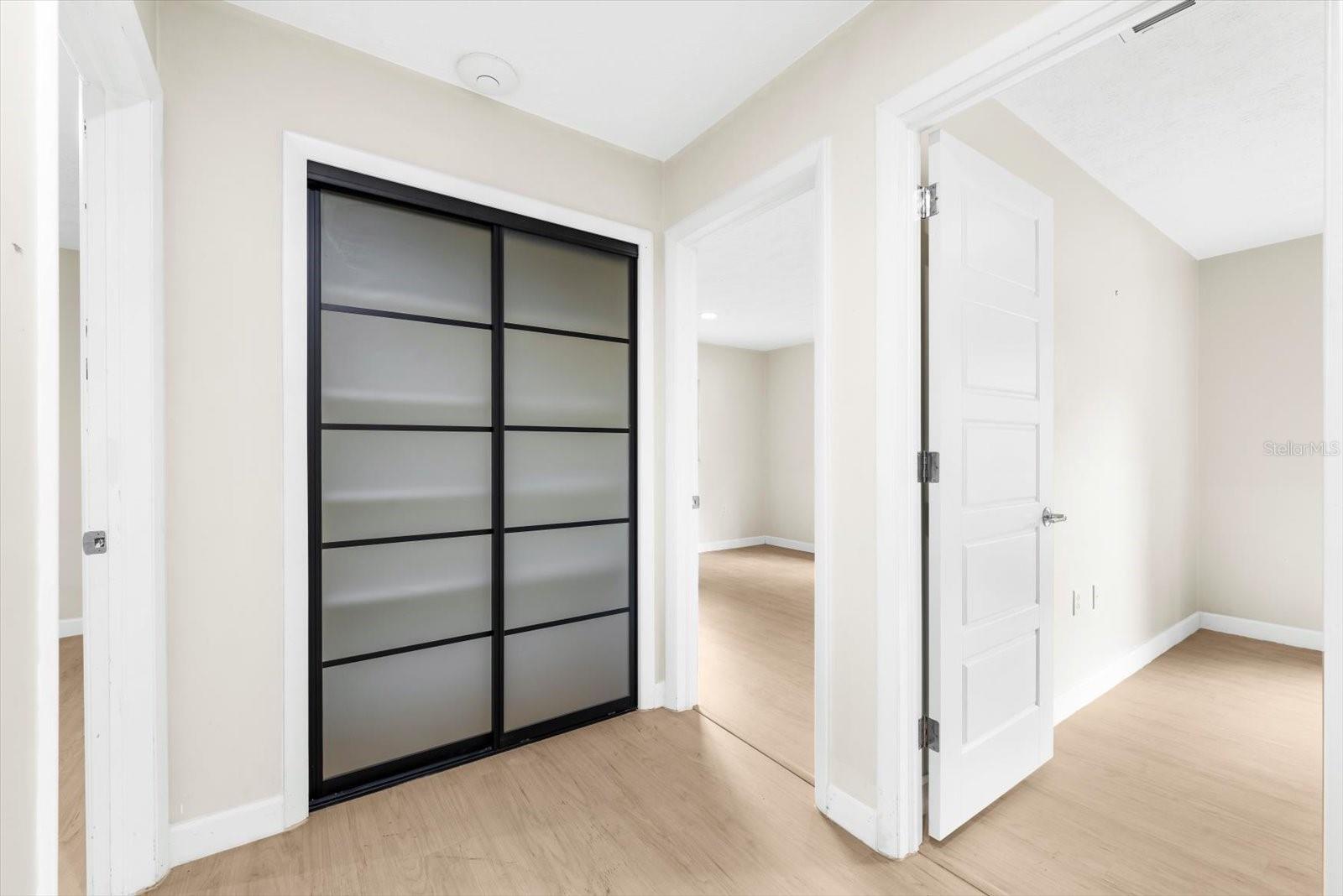 CAMBRIDGE PLACE - Residential