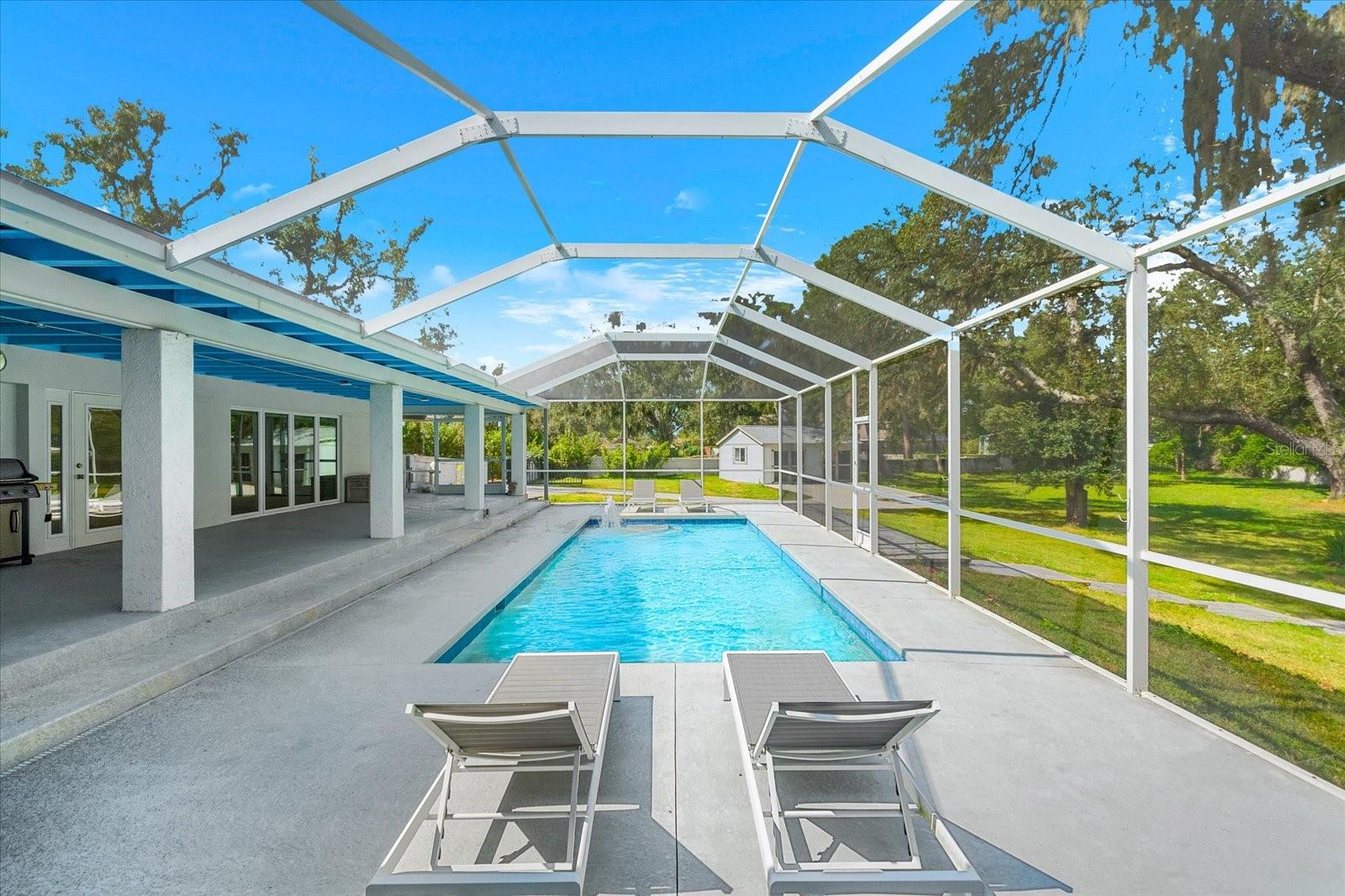 CAMBRIDGE PLACE - Residential