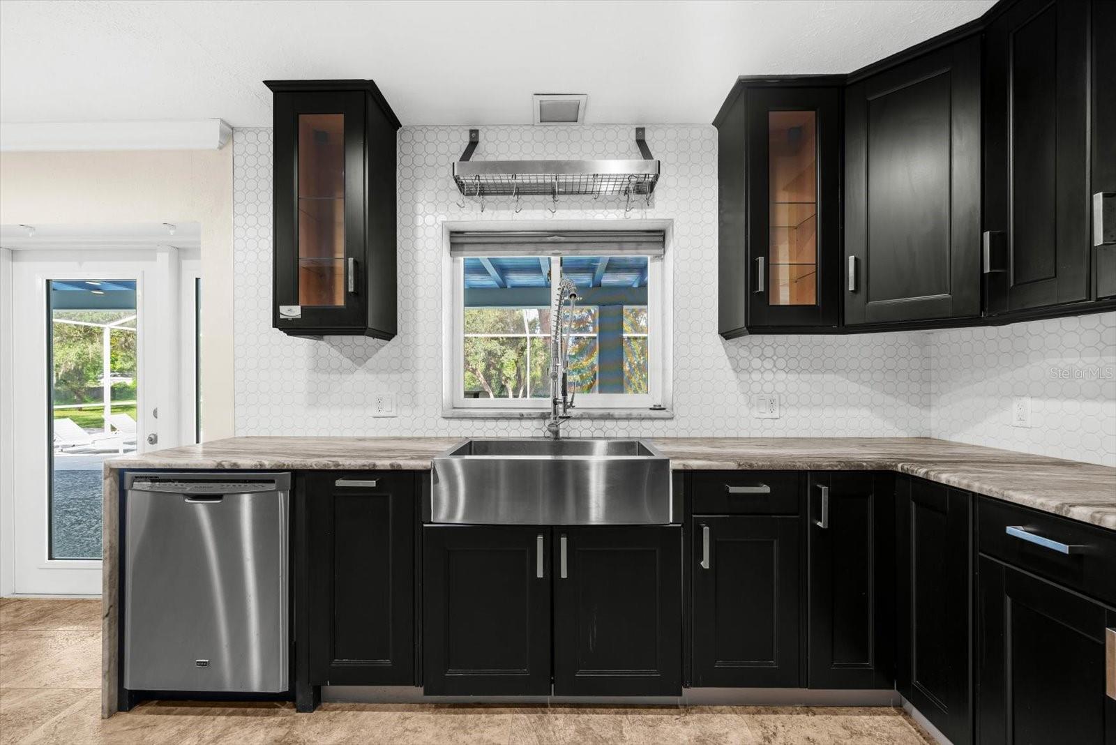 CAMBRIDGE PLACE - Residential