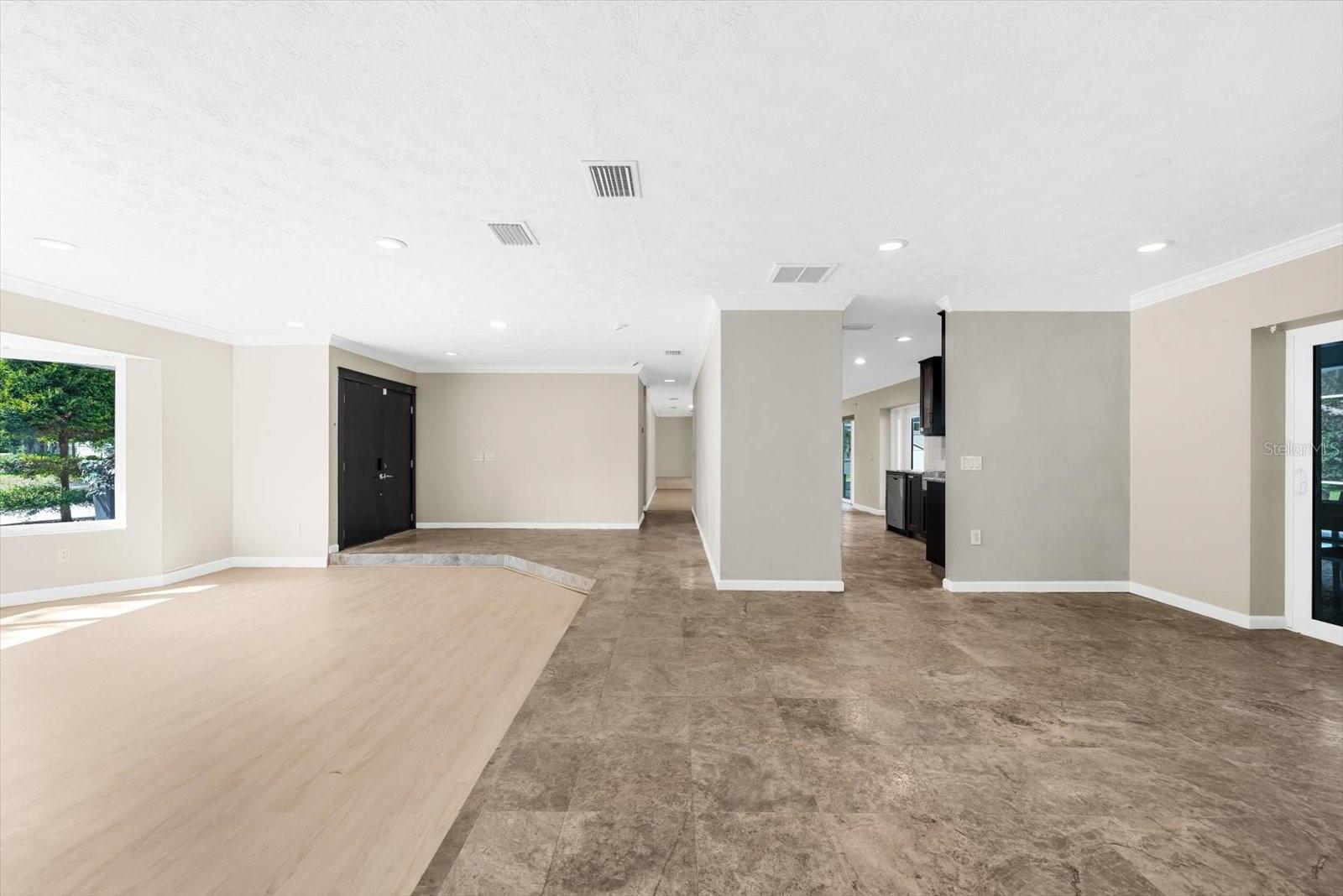 CAMBRIDGE PLACE - Residential