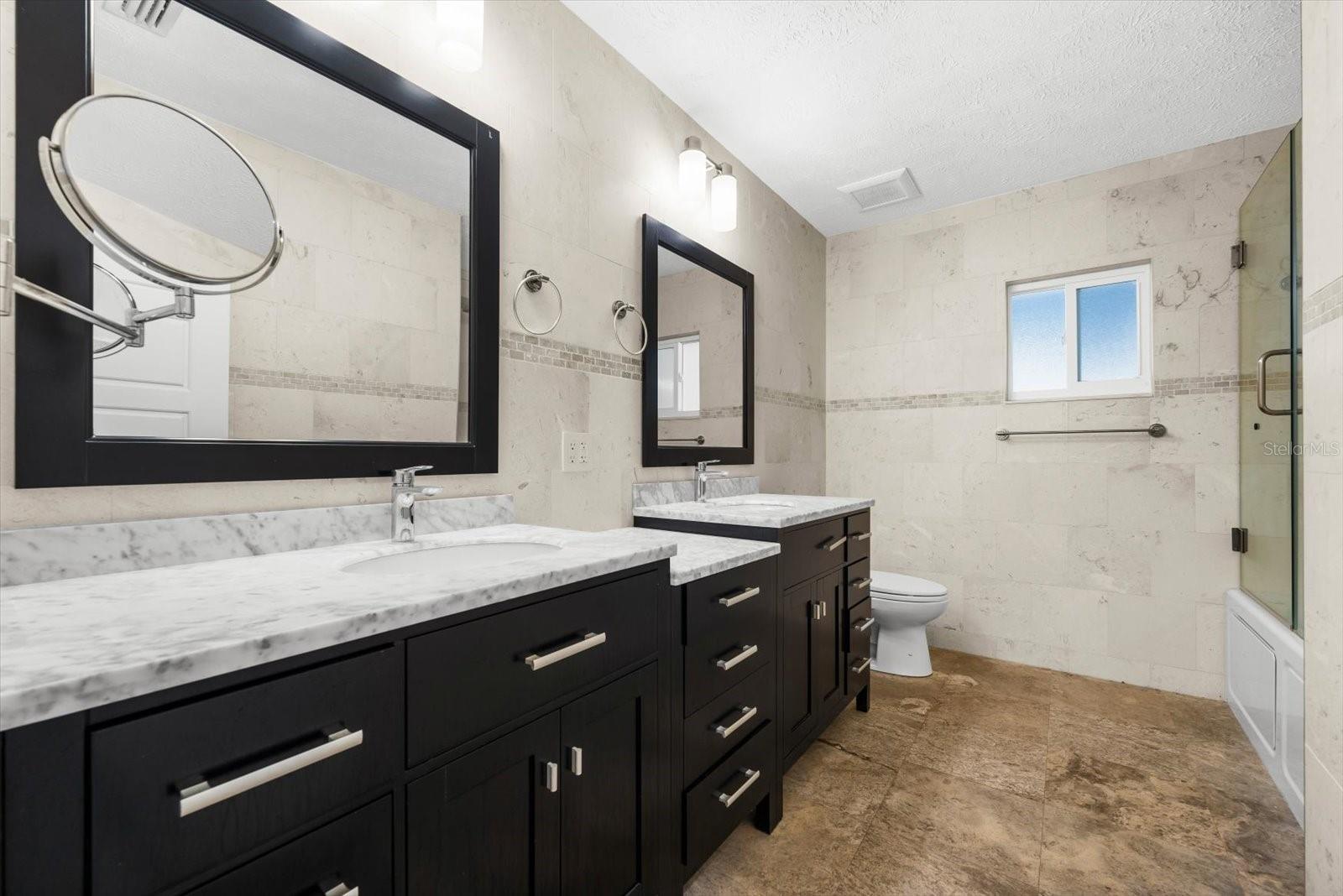 CAMBRIDGE PLACE - Residential